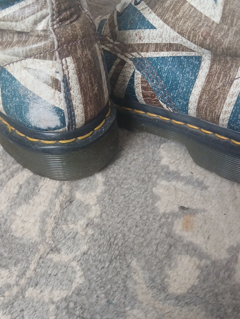 Doc. Martins - Picture 5 of 6
